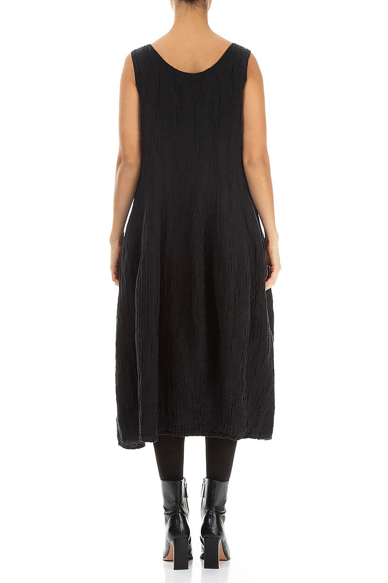 Robe noire sans manches en Soie et Lin Froissé à effet ballon