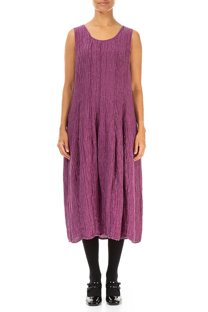 Robe sans manches en soie magenta froissée à volants