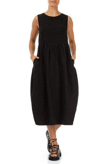 Robe sans manches en lin noir avec plis nervurés