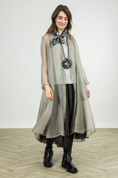 Blouses sans manches en soie gris olive, plus longues dans le dos