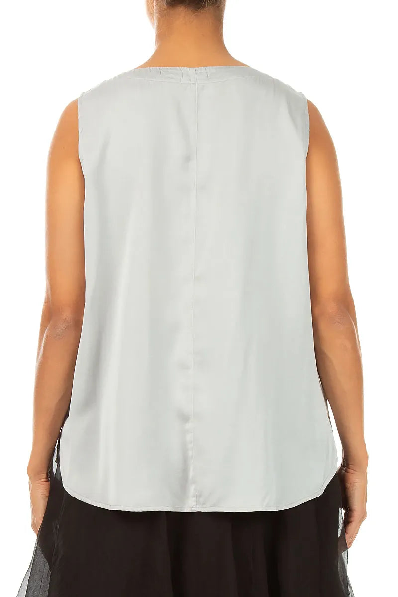 Blouses sans manches en soie gris olive, plus longues dans le dos