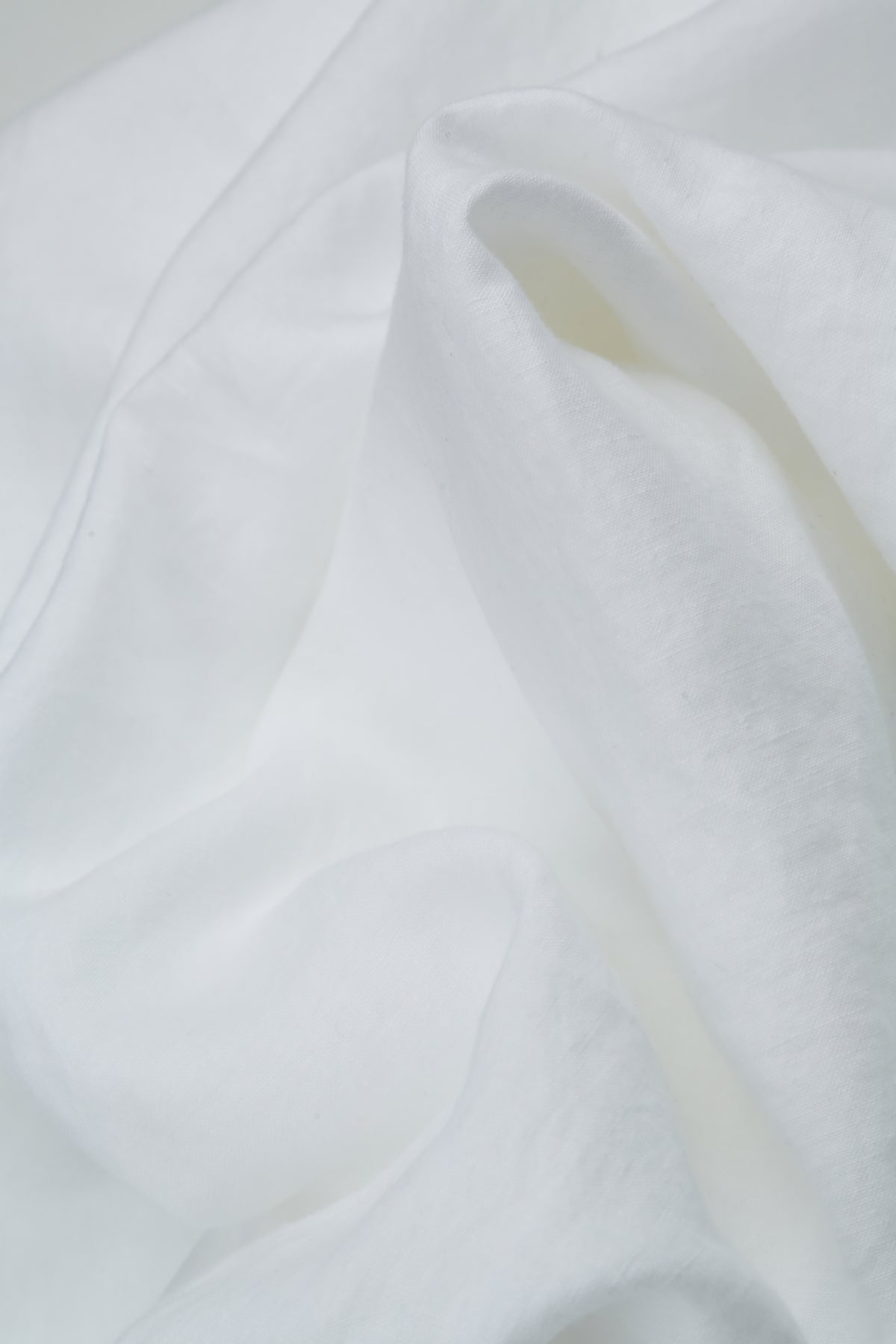 Sleeveless Pleated White Linen Top 5
