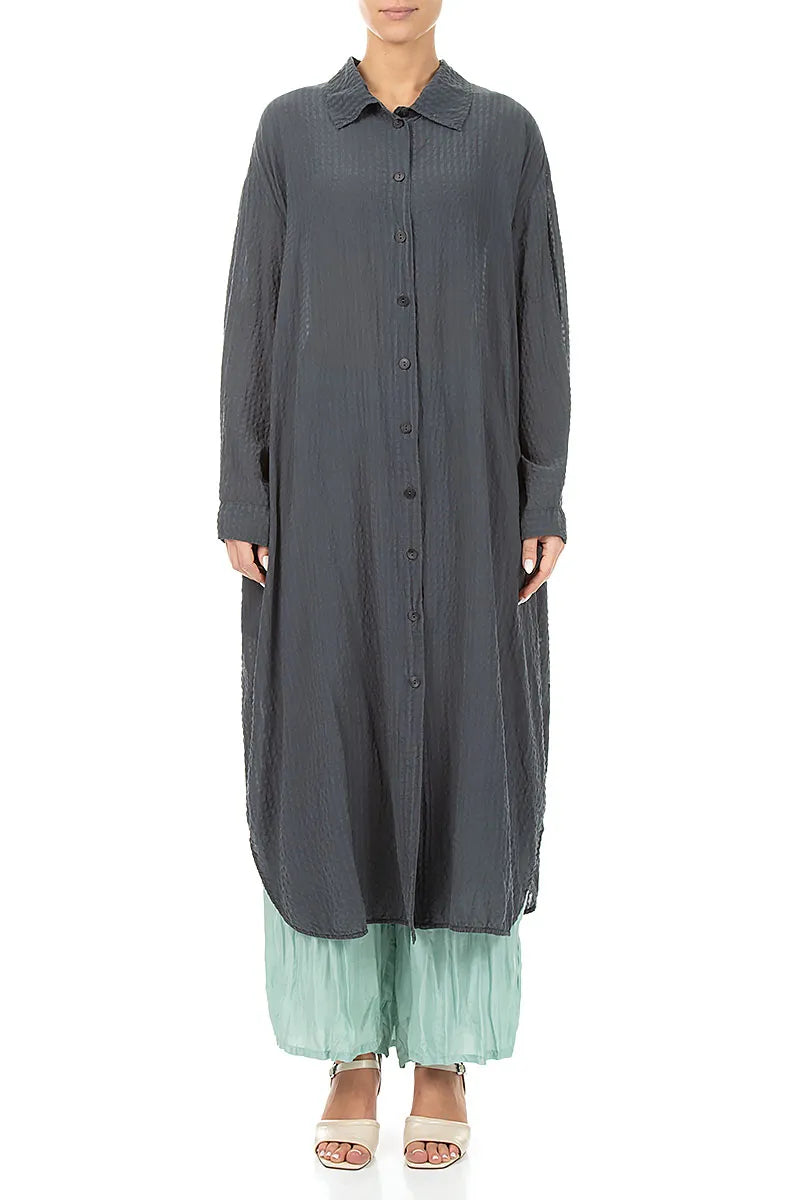 Graphitfarbene Seidenjacke mit Schlitzsaum und Strukturmuster