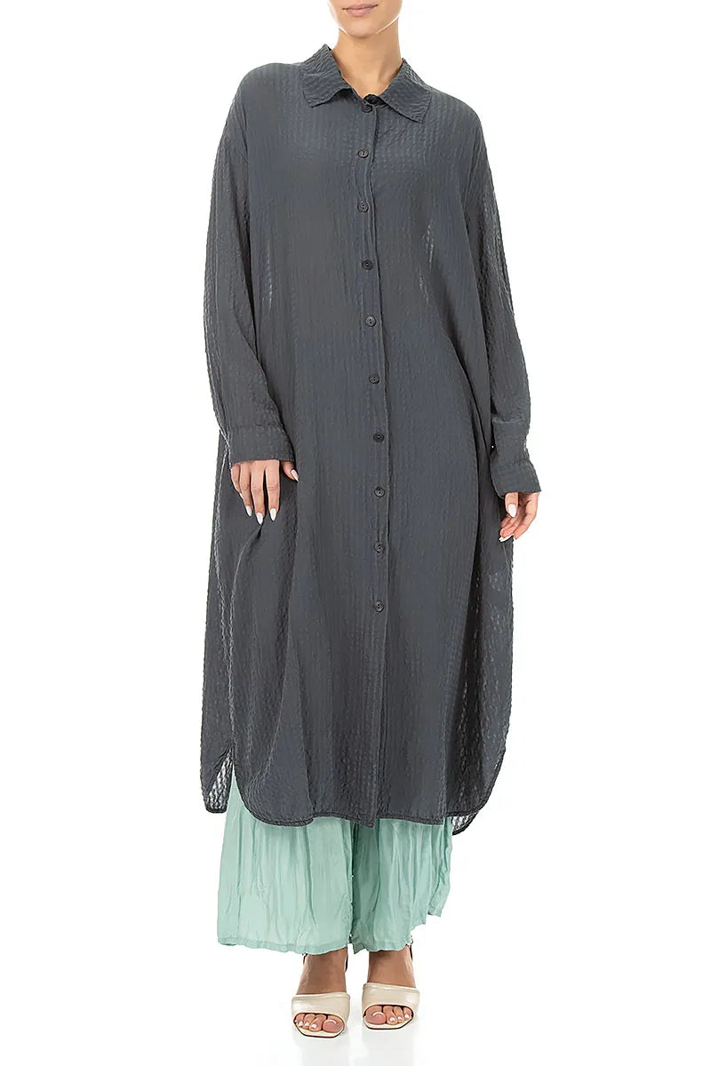 Graphitfarbene Seidenjacke mit Schlitzsaum und Strukturmuster