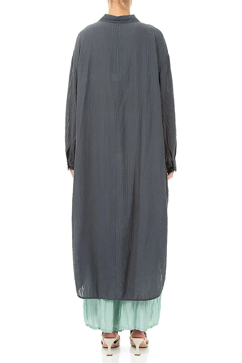 Graphitfarbene Seidenjacke mit Schlitzsaum und Strukturmuster