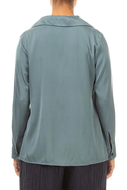Chemise en soie gris ardoise à la coupe souplement structurée