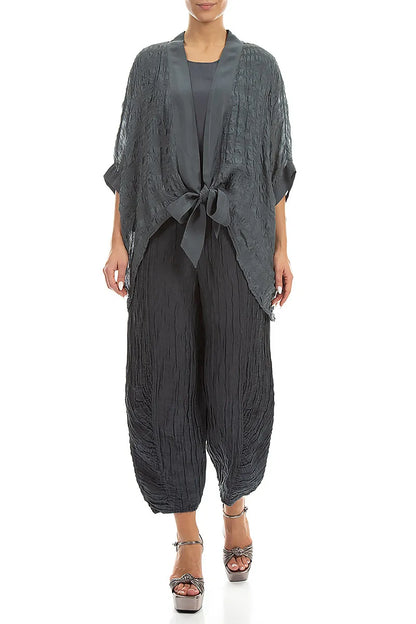 Jacke aus grauer, strukturierter Seide zum Binden