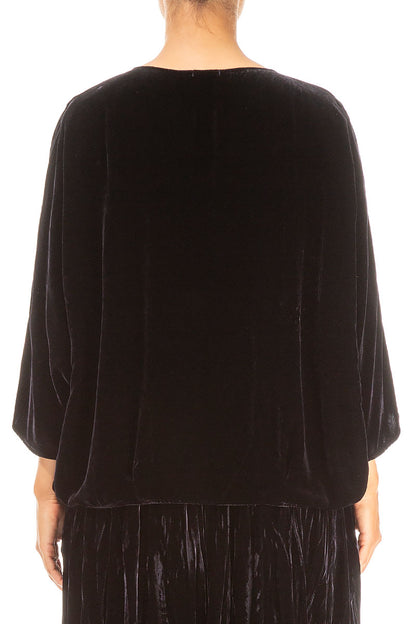 Chemisier en velours de soie bleu ardoise à plis sur le devant