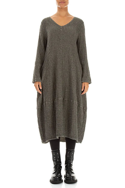 Kleid aus olivgrauem, strukturiertem Leinen mit V-Ausschnitt