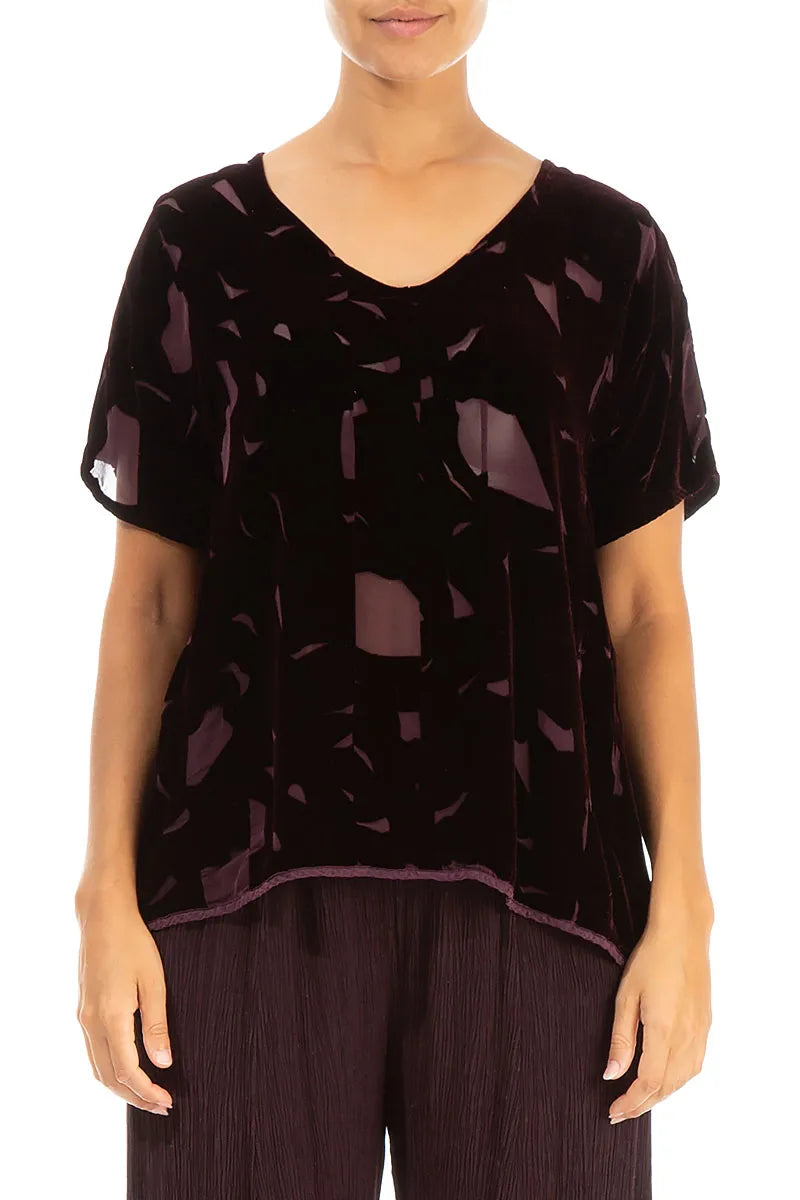 Chemisier en velours de soie bordeaux à motif et col en V