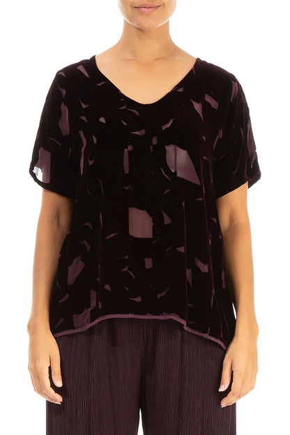 Chemisier en velours de soie bordeaux à motif et col en V