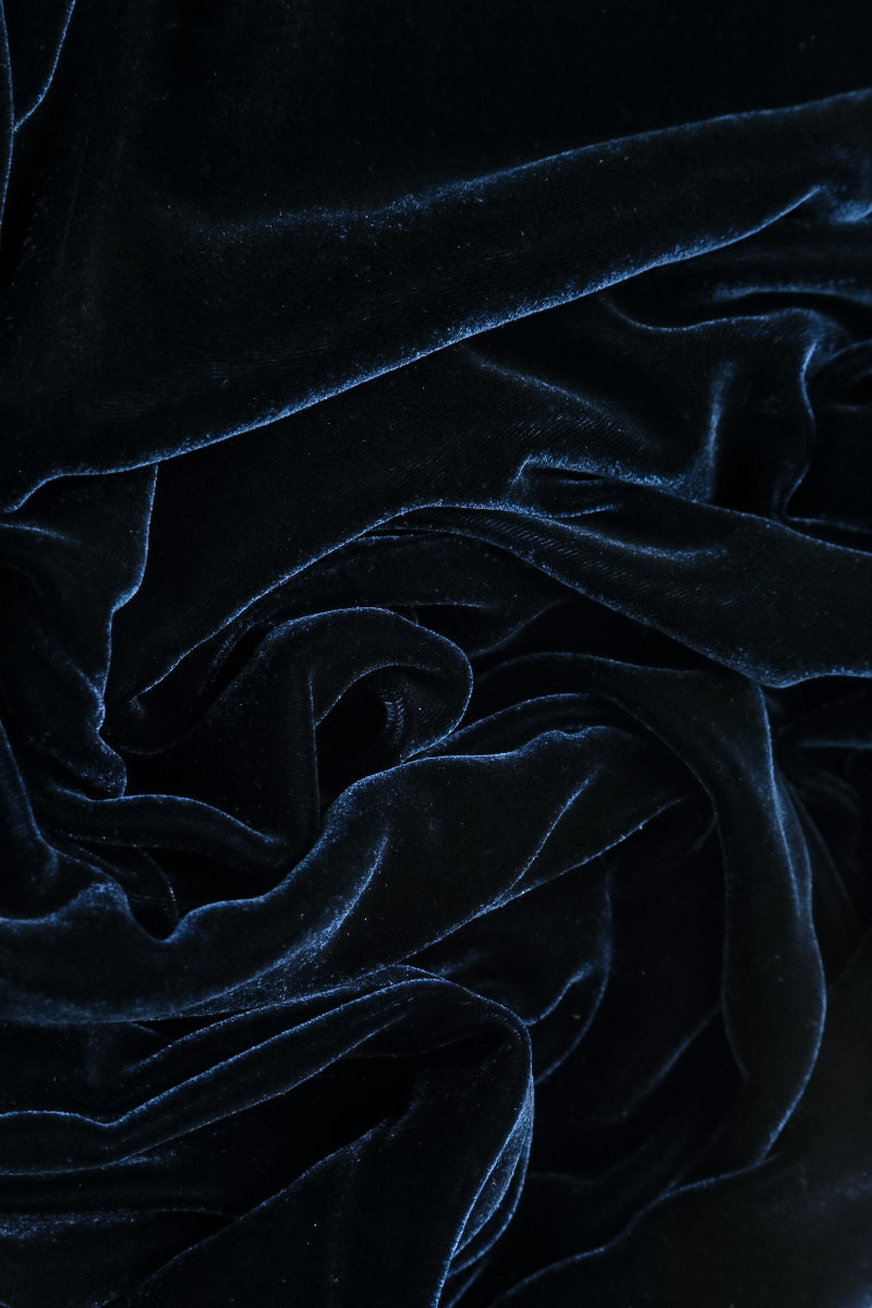 Écharpe large en velours de soie bleu roi