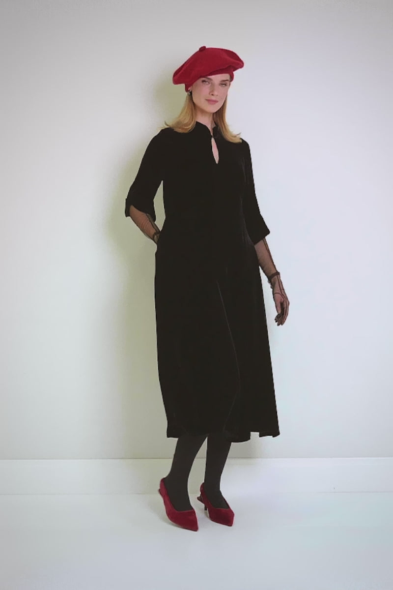 Béret en laine tricotée rouge rubis