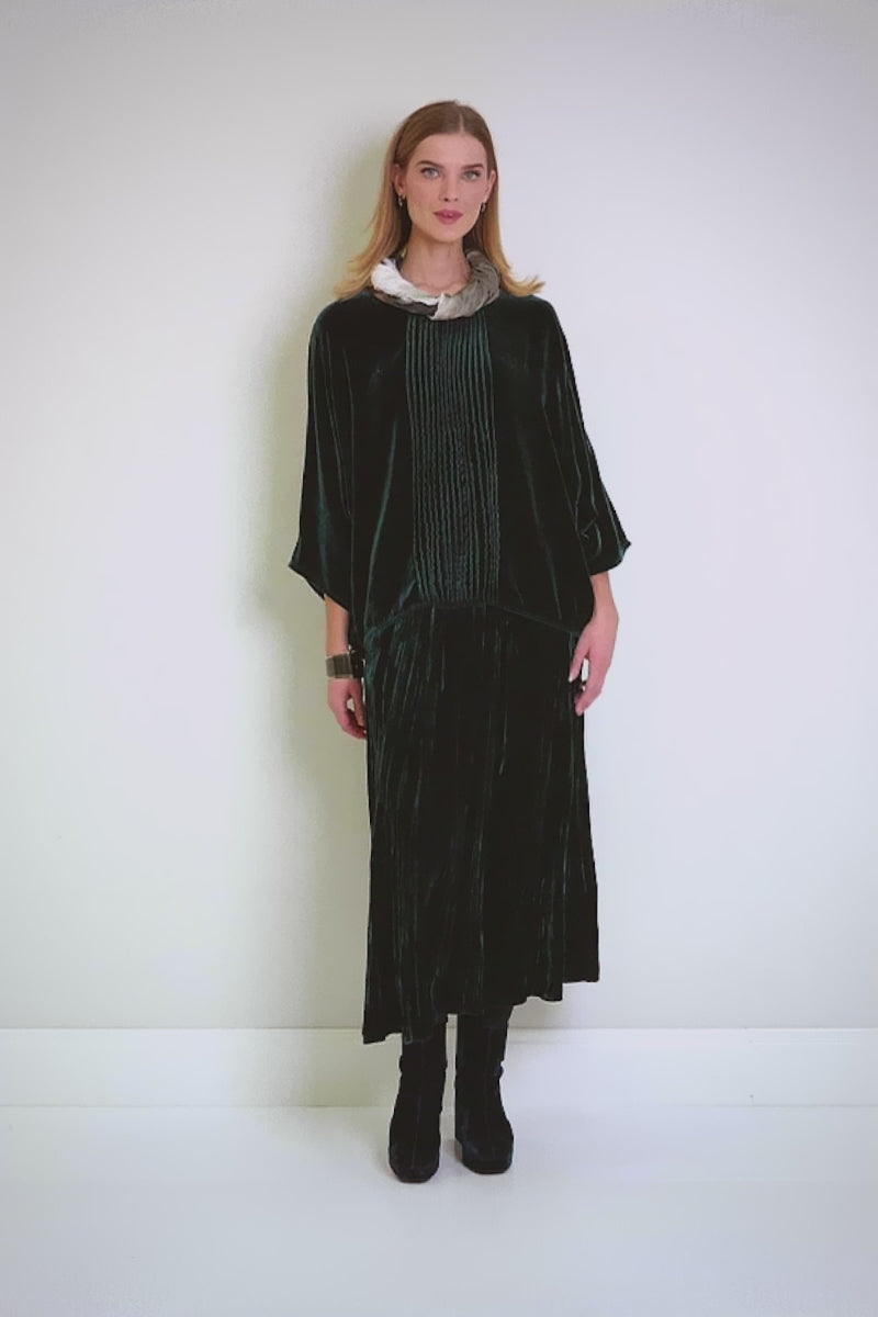 Chemisier en velours de soie à motif paon, à plis sur le devant