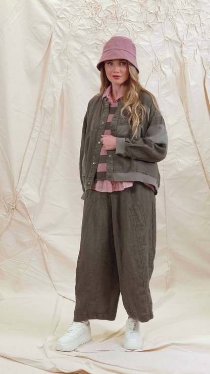 Loose Back Pockets Off-Dye Truffle Linen Trousers 7